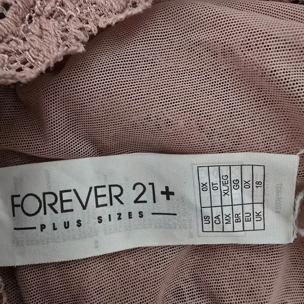 Forever 21 Plus Lace Bralette Mauve Pink Floral Wireless Lingerie Top Size 0X/XL